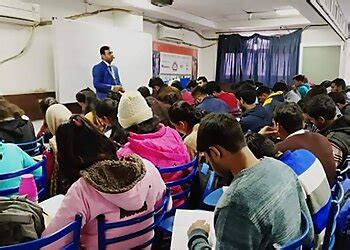 3 Best Coaching Classes in Varanasi, UP - Expert Recommendations