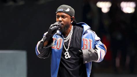 Who Is Doing Halftime Show 2025