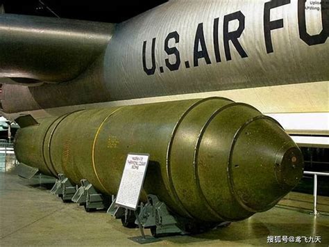 新中国为什么一定要发展核武器？曾三次被美国将原子弹抵到家门口_抗美援朝战争