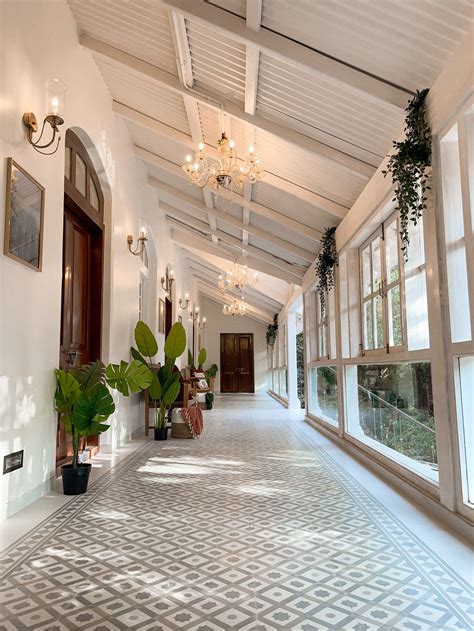 Spanish Colonial Mansion Boutique Stay in Matheran