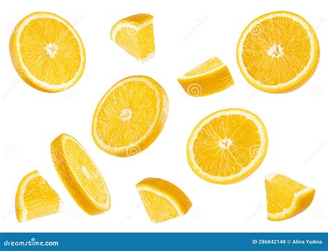 Fresh Oranges Pattern. Round Slices and Pieces Fruits Fly and ...