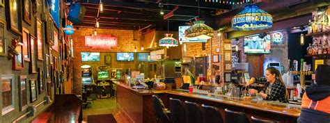 Carol’s Pub - Uptown - Chicago - The Infatuation