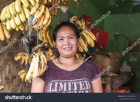 PNG Local Traders 的图像结果