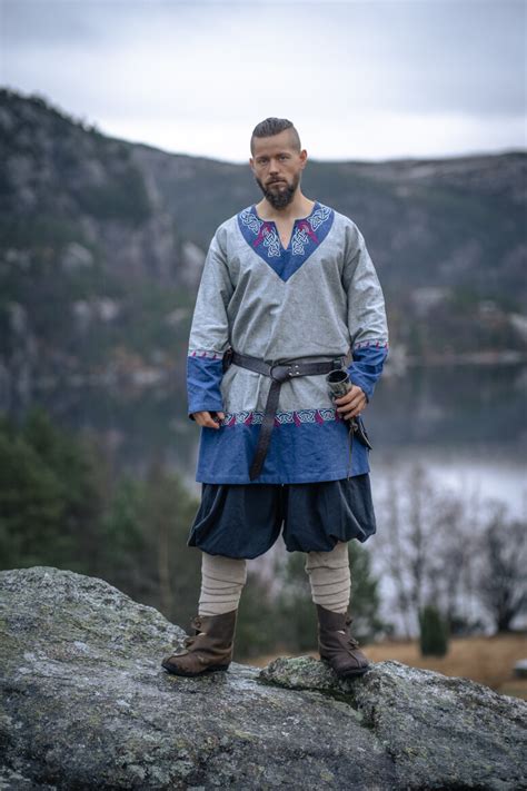 LEONARDO CARBONE - high quality garments at reasonable prices