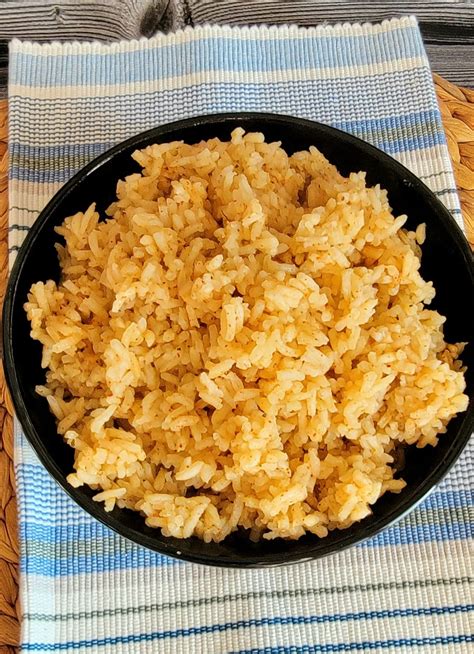 Rice Cooker Spanish Rice - Jamie Cooks It Up | Easy rice recipes, Rice ...