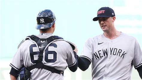 Former Yankees Catcher Agrees to Deal With Rangers: Report