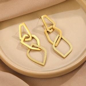 Antique Gold Earrings - Buy Antique Gold Earrings online at Best Prices ...