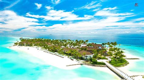 Kaafu Atoll Maldives - Best Resorts, Diving & Activities