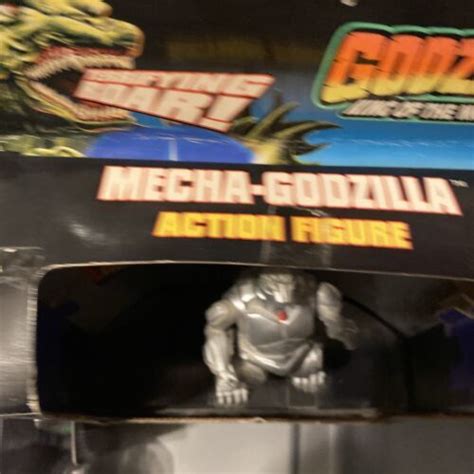 Mega Godzilla Action Figure 的图像结果