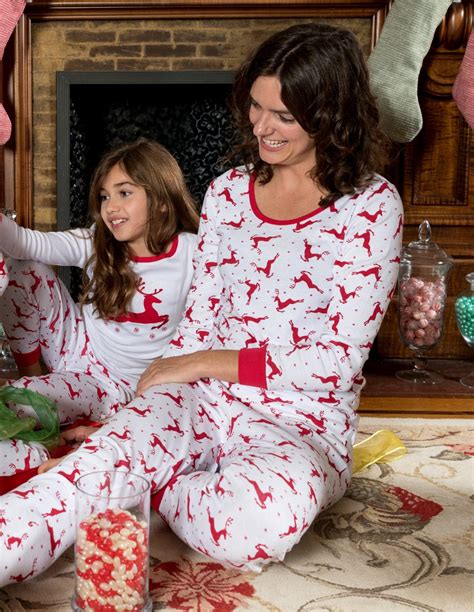 Leveret Women's Cotton Red & White Reindeer Pajamas – Leveret Clothing
