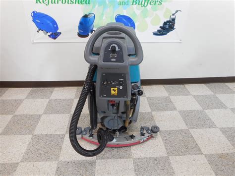 20" self propelled disc floor scrubber Tennant T3