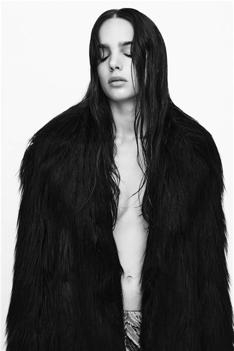 Future Top Models 的图像结果