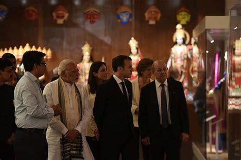 PM Modi, French President visit Deen Dayal Upadhyay Hastkala Sankul in ...