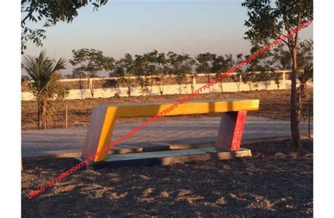 Rcc Bench - RCC Outdoor Chair Bench Manufacturer from Surat
