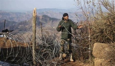 India’s decision to seal Pakistan border irrational: Chinese experts