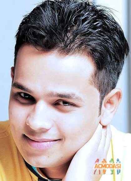 Kasim Khan, 36 years | — ACMODASI