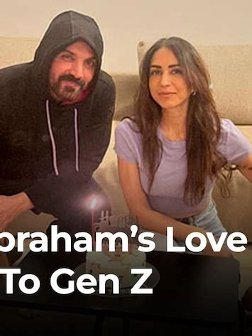 Independence day 2022: Meet Abdul Gaffar, 'Flag Uncle' who makes 1.5 ...