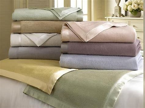 Rayon vs Polyester: Fabric Comparison Guide