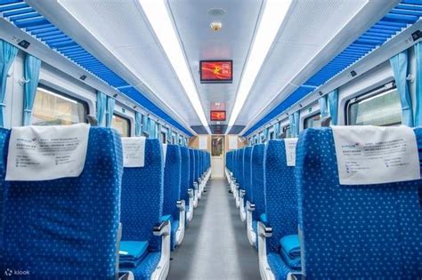 Ha Noi - Dong Hoi high-quality train by Vietnam Railways and Vice versa ...