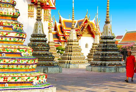 is wat pho in november 1 in bangkok due to queen