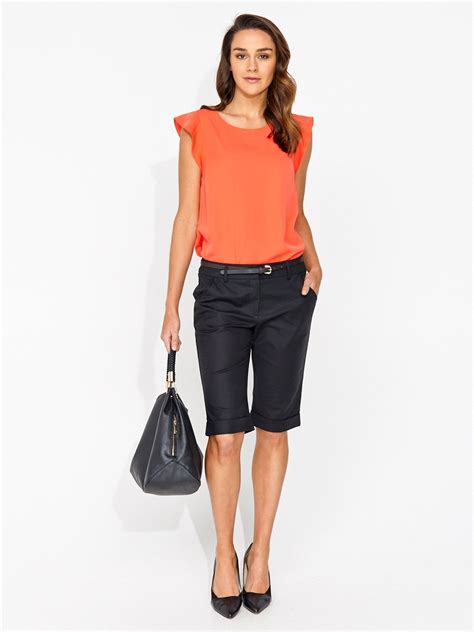 Portmans | Business casual outfits for women, Shorts outfits women ...