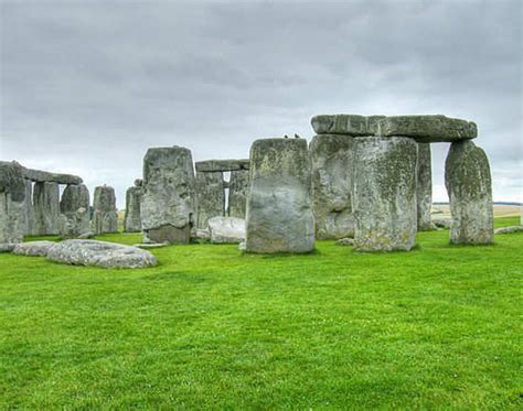 Stonehenge - United Kingdom: Get the Detail of Stonehenge on TimesTravel