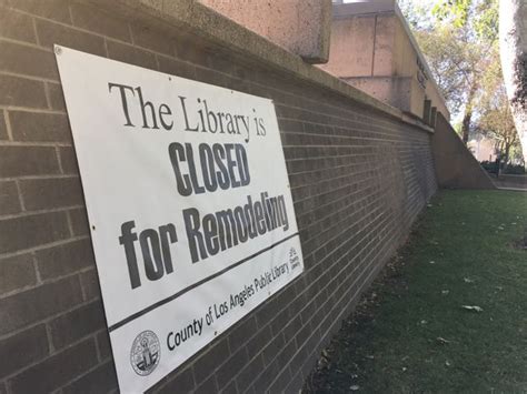 Library Closed Sign 的图像结果
