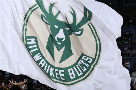 Milwaukee Bucks 的图像结果