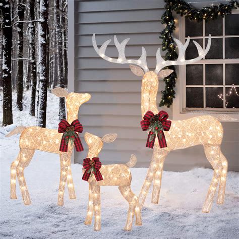 10 Best reindeer christmas decoration Ideas for a Rustic and Festive Home
