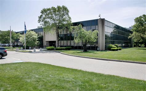 ICE holding immigrants in 'abysmal' conditions at Burlington office ...