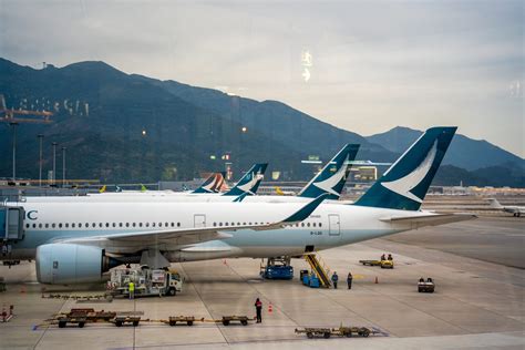 Acela vs Northeast Regional: Which Amtrak Train Should You Choose ...