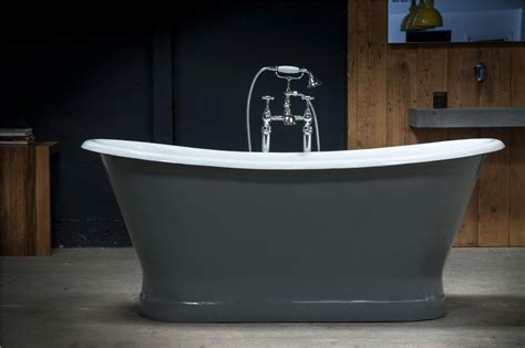 Herstmonceux Cast Iron Bath | Natural Angle