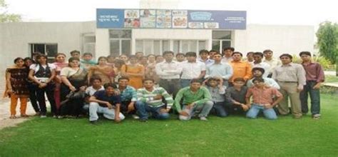 IPD College New Delhi Campus: Photos, Virtual Tour