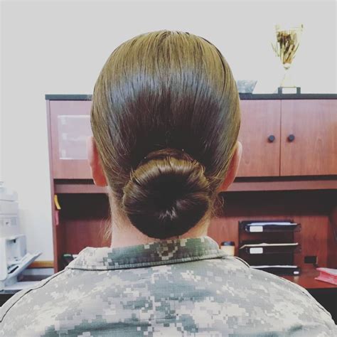 Military bun for short hair | Query