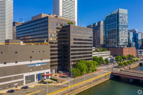 245 Summer St, Boston, MA 02210 - Fidelity Building | LoopNet