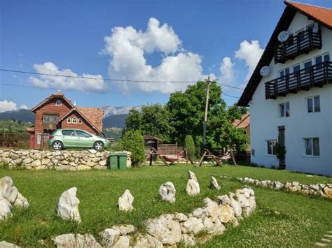 PENSIUNEA CASA EMA (Pestera) - Guesthouse Reviews & Photos - Tripadvisor