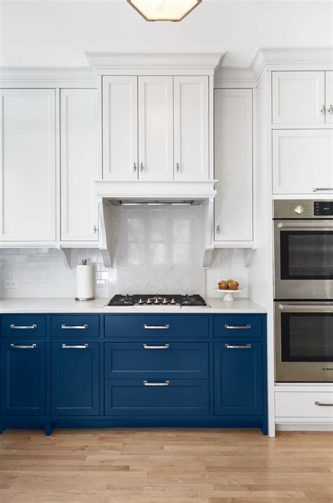 30+ Blue And White Kitchen Cabinets – DECOOMO