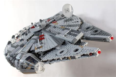 Millennium Falcon Lego