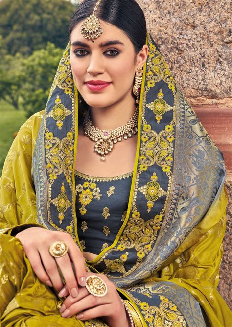 Handwork Banarasi Silk Yellow Zari Saree – Sunasa