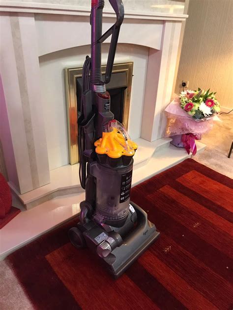Dyson dc 33 multi floor vacuum with warranty in B47 Bromsgrove für 55 ...