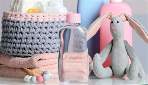 manfaat baby oil dan air mawar