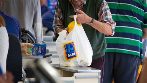 California plastic bag waste increased in recent years, despite ban ...