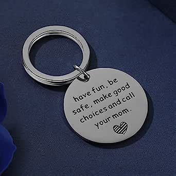 2022 Graduation Keychain Gift for Daughter and Son from Mom and Dad ...