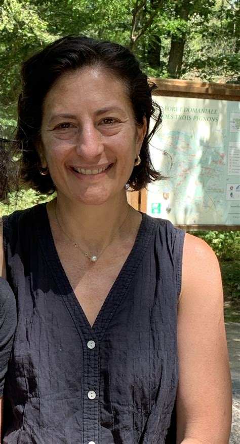 From Therapy to Transformation: How Psychologist Heidi Kling Helps ...