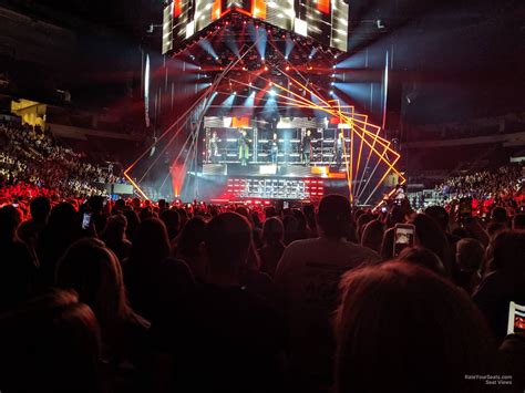 What Are Floor Seats Like At A Concert | Viewfloor.co