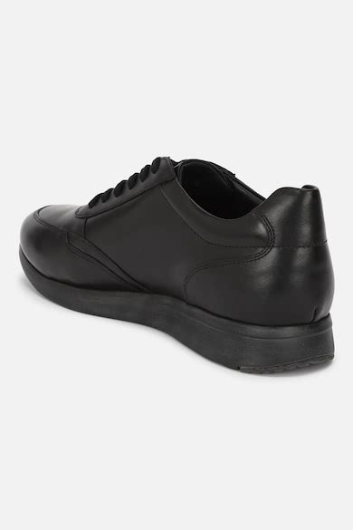 Buy Men Black Formal Shoes Online - 929856 | Van Heusen