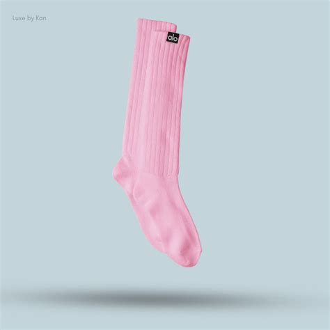 Buy Alo Workout Clothes and Fitness Accessories in India – Luxe by Kan