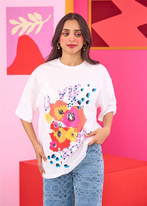 Emily in Paris: La Vie & Roses Oversized T-shirt