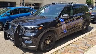 Police Unity Tour 的图像结果