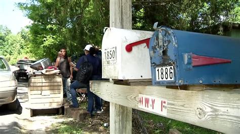 FEMA reaches out to flood victims